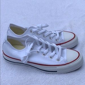 Men’s Size 3.5/Women’s size 5 Brand New Converse